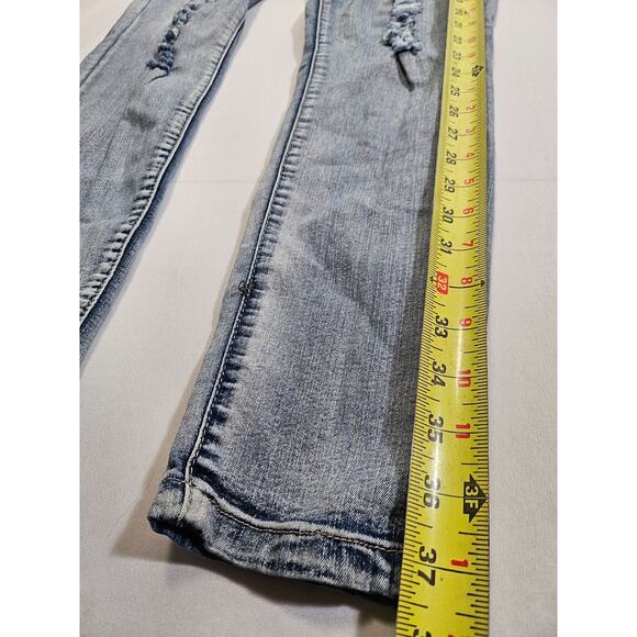 Alondra Women's Light fade Skinny Jeans Size 9, Distressed Two Button Jeans - Picture 11 of 15